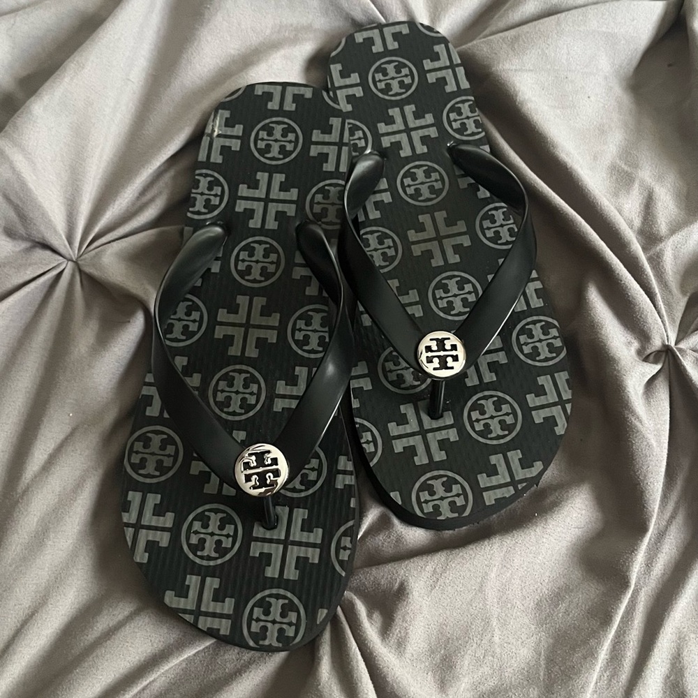 Tory Burch Women’s Black Flip Flops